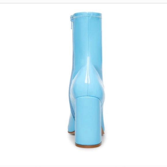 Steve Madden Lynden Blue Patent Boot - Picture 4 of 5